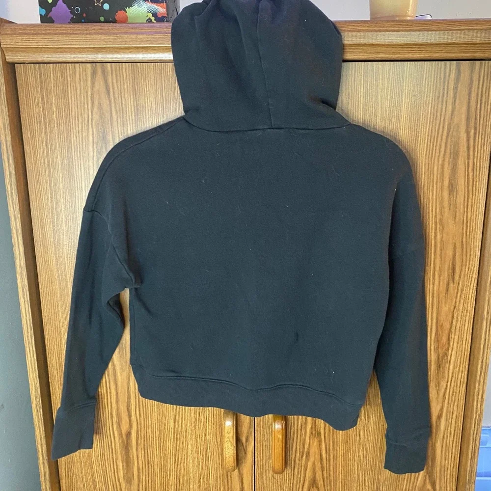 Justice Cropped Hoodie Girls Size 8 Black Logo Pullover Sweatshirt Activewear